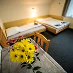 222 - Family In Gæstehus 3*