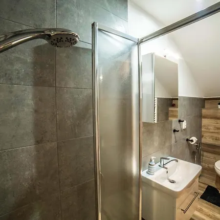 Pensionat 222 - Family In