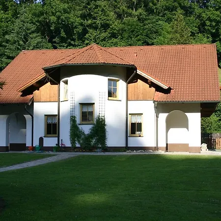 Pensionat 222 - Family In