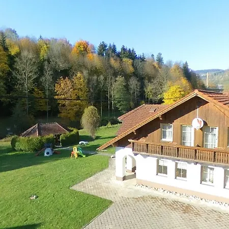 222 - Family In Pensionat Vrchlabí