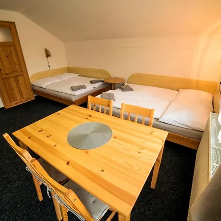 222 - Family In Pensionat Vrchlabí